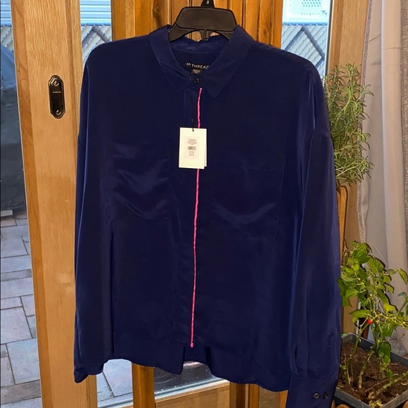 en Thread Women's Sandwashed Double-Pocket Shirt - Picture 1 of 6